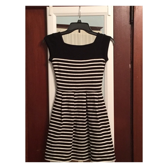 French Connection Dresses & Skirts - French Connection mini dress